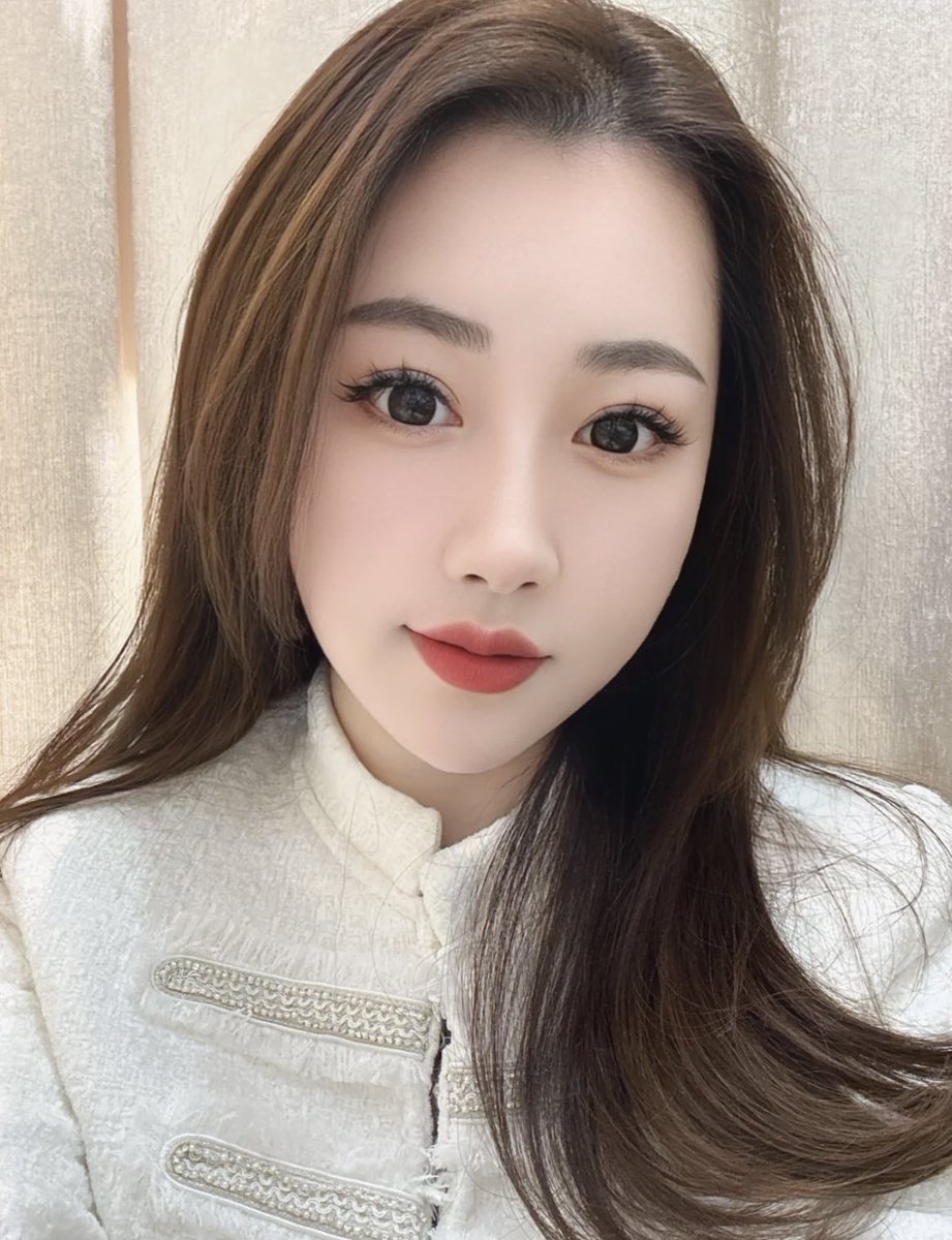 SXK3333's tweet photo. 虽然我想和你睡在一起，确实是想摸摸你占你便宜，但是我们更想在你做噩梦的时候，我能在你身边紧紧地抱着你。 https://t.co/AjReXxAOlV