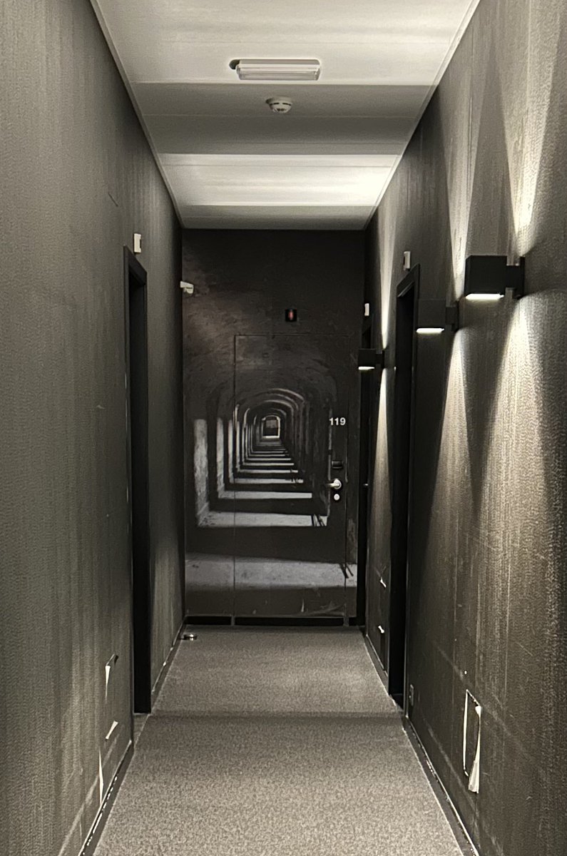 Tuchthuis Vilvoorde. Bit scared to go into my room 😬