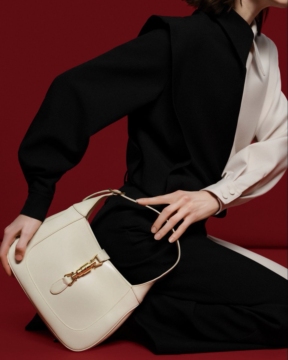 gucci's tweet photo. The #GucciJackie1961 is spotlighted in a recent editorial by #mensunohk. 

#GucciEditorials  

Editor: #JiaoMiao 
Photographer: #HuangBinhang https://t.co/CaEno77Xzv