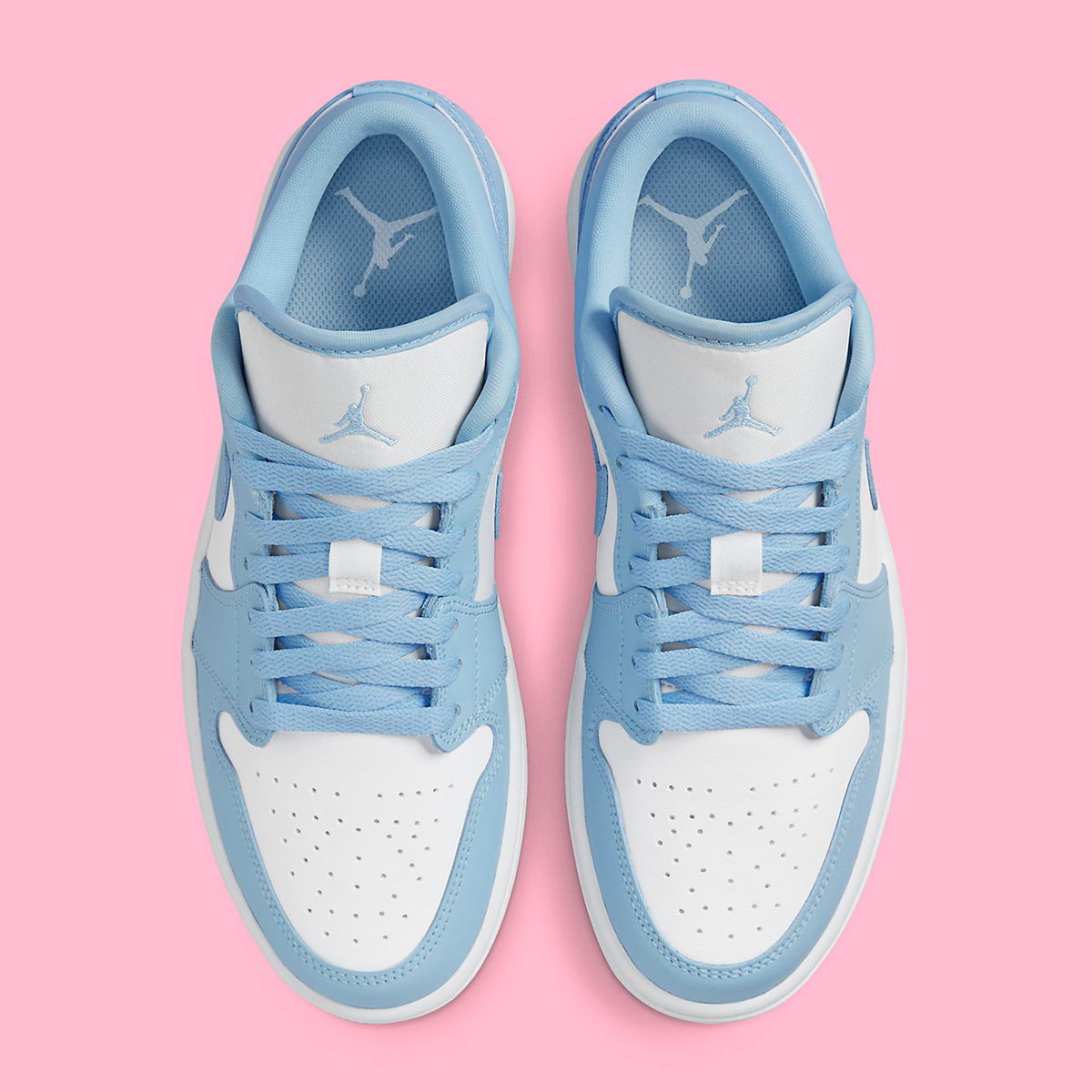 houseofheat's tweet photo. The Air Jordan 1 Low “Ice Blue” Releases March 10 ❄️

DETAILS: https://t.co/NaqcDYkJn8 https://t.co/BErpNNLT6O