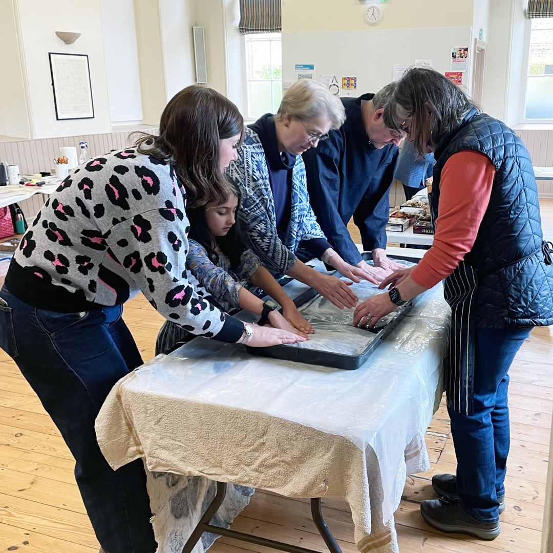 ChrysalisArts's tweet photo. Recent creative workshop session inspired by #MartonWood in the local village of #martoncumgrafton. Artists Laney Birkhead & Sue Harrison have been exploring Marton Wood this past year & led a #printmaking & #feltmaking workshop.
#artandcommunity #engagewithnature #slowart https://t.co/Wj3JBkUhWq
