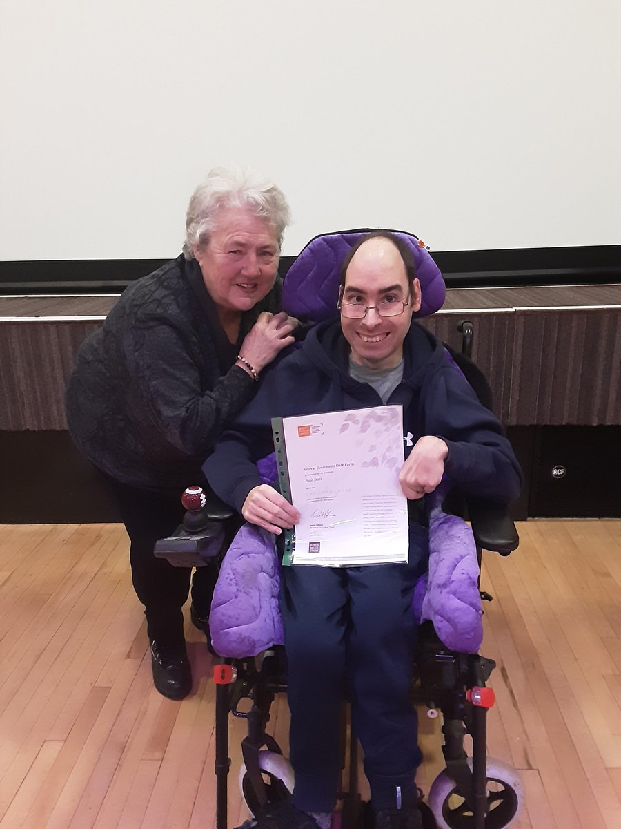 WirralE's tweet photo. Our staff work with people we support to build  life skills . These small steps help to #BuildIndependence and #ImproveConfidence

#WirralEvolutions #EnrichingLives #DevelopingIndividuals #OneLifeLetsLiveIt #Wirral https://t.co/kRccBOteIO