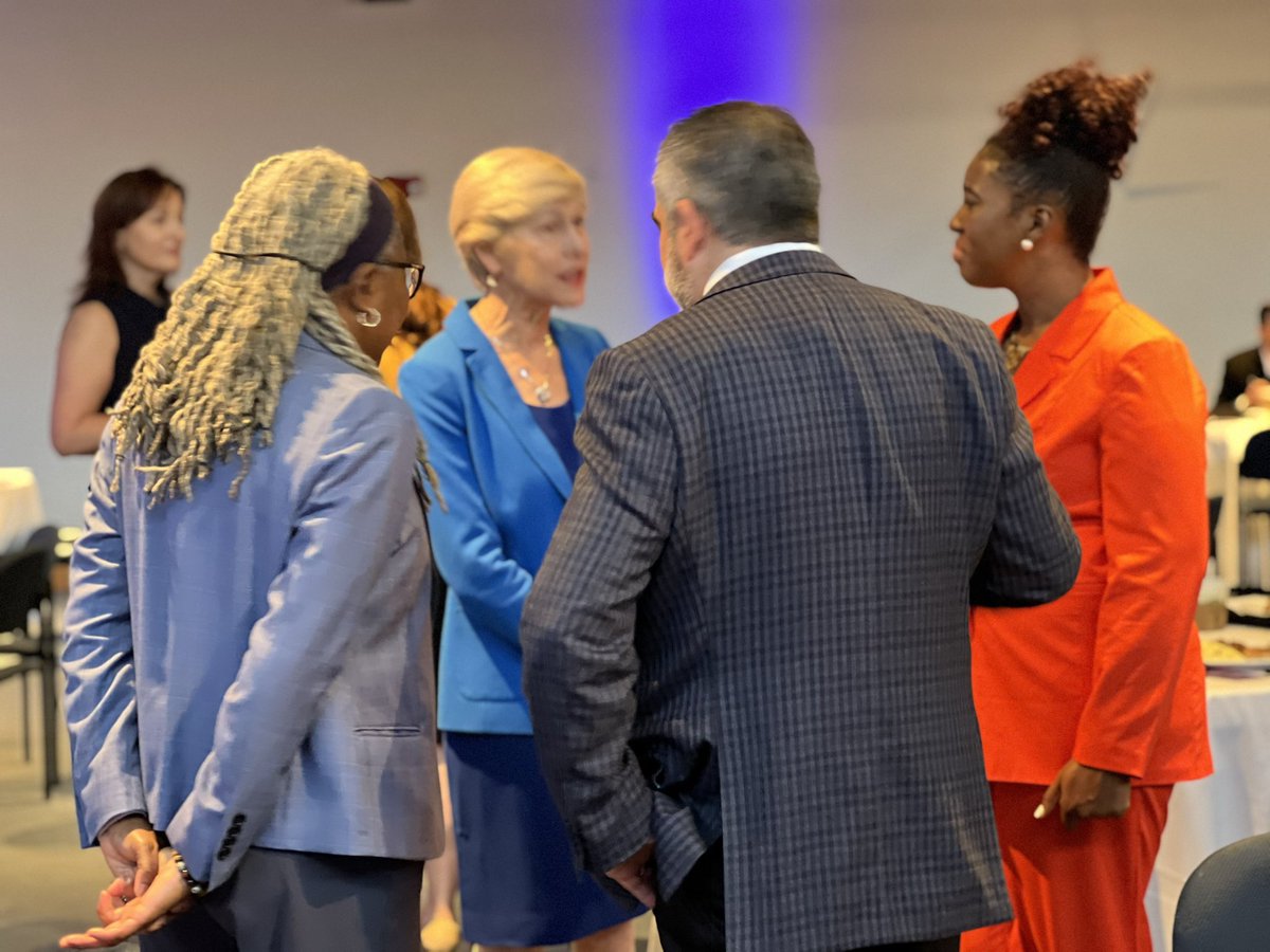 raleighchamber's tweet photo. Welcoming several of our newly #elected officials at the State and Federal #RCElected Officials Breakfast this morning at @MarblesRaleigh! https://t.co/r6RUhCRM2G