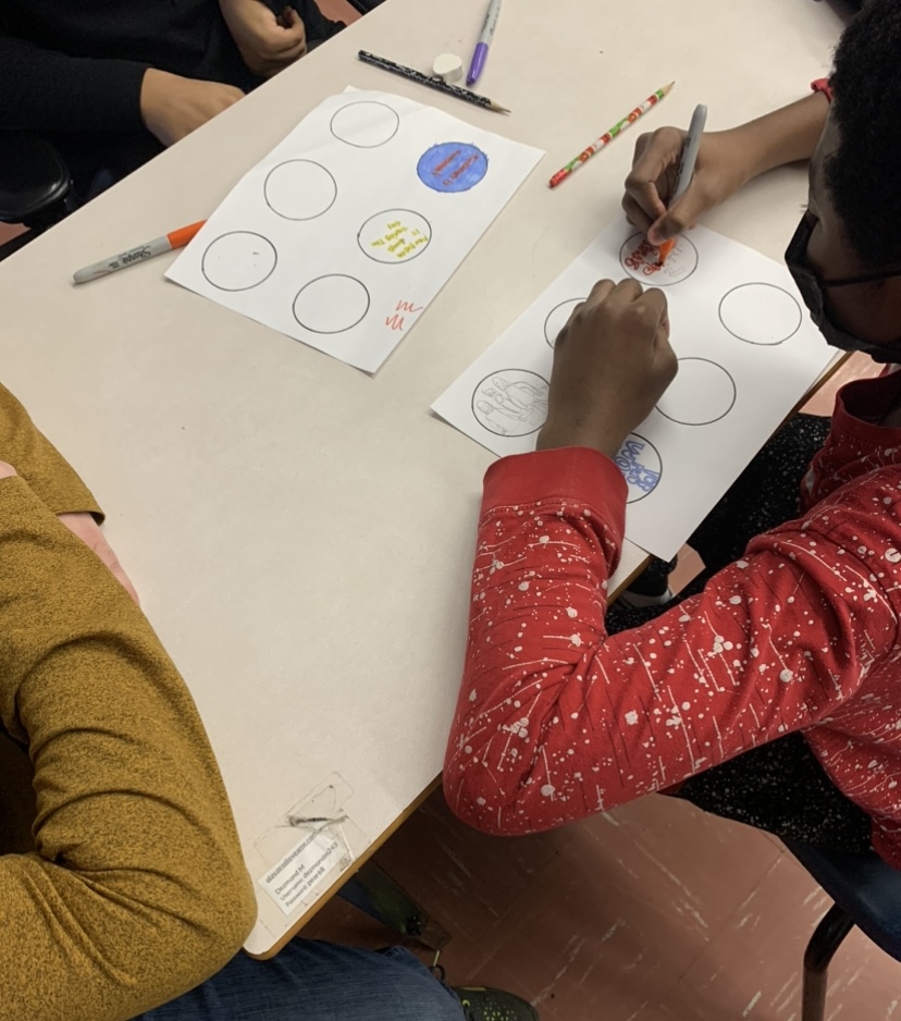 sarah_sarahryan's tweet photo. The students at Caledonia Jr High have been working on custom-made buttons for fundraising and to promote entrepreneurship.
#MakeSomethingBriliant
@brilliant_labs @TILTHRCE @nseducation https://t.co/Zd9RPPUGJB