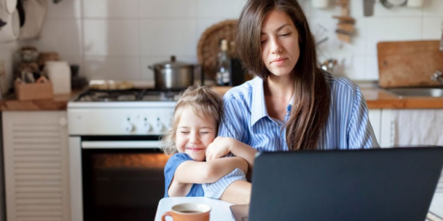 Social_Sarah11's tweet photo. Seeking advice on how to find #remote jobs? Read our tips on setting yourself up for a successful search. #jobsearch https://t.co/YlunV5LpSJ https://t.co/qFaRLtZCfY