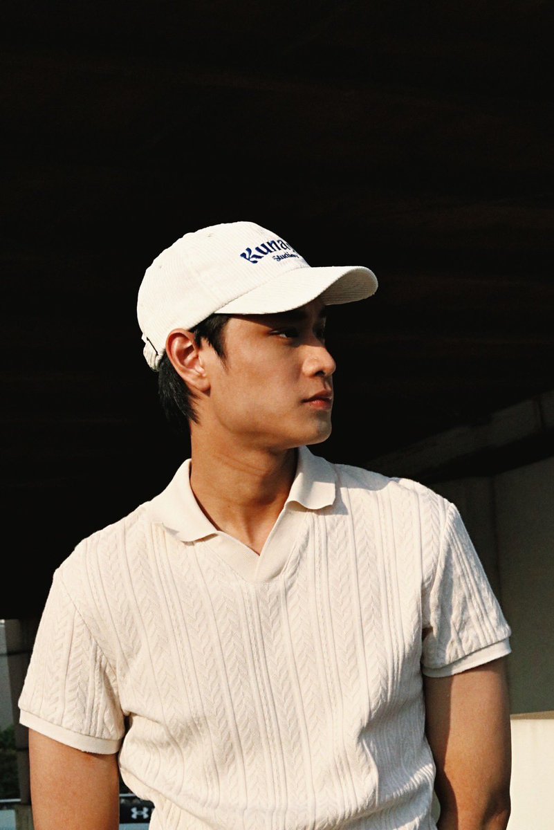 kunagi_studios's tweet photo. เที่ยงคืนวันนี้เปิดพรีออเดอร์คอลเลคชั่นแรกของ Kunagi ( คุ-นา-หงิ ) แล้วนะครับ ตื่นเต้น ฝากด้วยนะครับ🙏🏻 https://t.co/FCyUr4A3ua