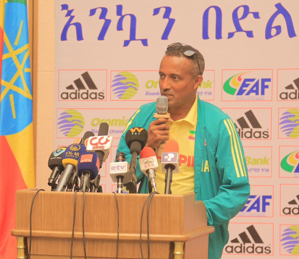 fanatelevision's tweet photo. #Ethiopia|n athletics team receives award, incentives for its achievement in WXC #Bathurst 2023 
Details: https://t.co/noEOgtSGJM https://t.co/0pLL2KG0I2
