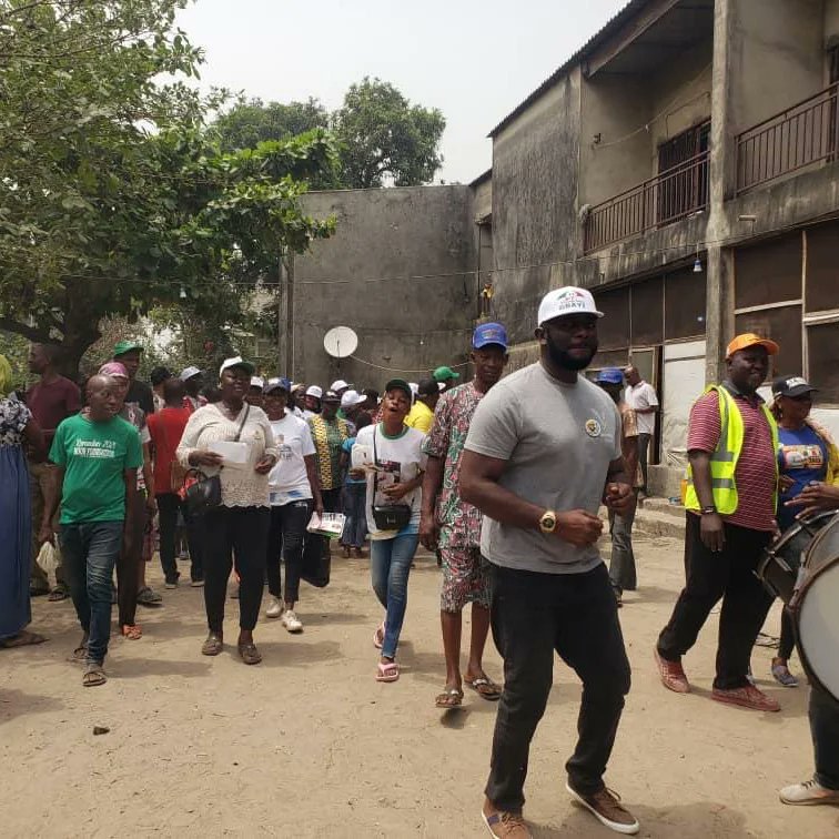 GbayiMedia's tweet photo. It's few days to election. 

Your vote counts,
let's vote our own, Prince Segun Gbayi on Saturday for Lagos Mainland House of Representatives.

Gbayi ni o! PDP ni o!

#gbayi 
#pdp 
#people's democratic party
#lagos 
#lagosnigeria
#lagosbusiness
#lagosmainlan https://t.co/IKNXWpvDyo