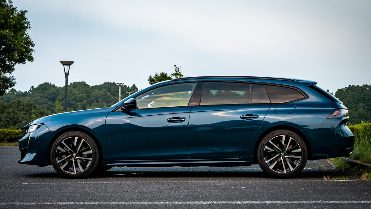 chiracarlife's tweet image. 旧PSAサイドビュー選手権🏁
あなたの好みはどの車？
#508SW #308SW #C5X #DS4