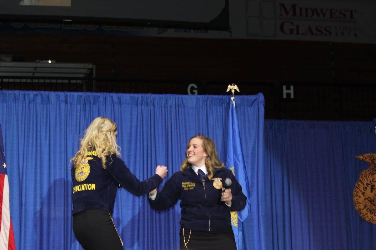 JordanneHowe's tweet photo. Happy National FFA Week💙💛
Here’s a a throwback from my time as an FFA State Officer - so many experiences and memories to look back on and an organization that gave me some of my best friends! #NationalFFAWeek #NKFFA https://t.co/lcNKrT07nR