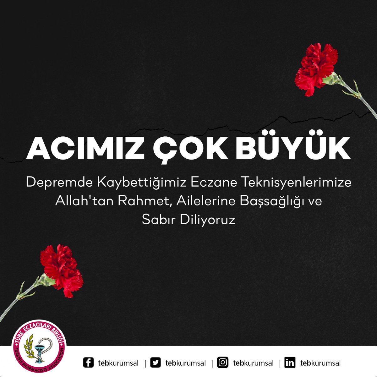 Depremde 44 meslektaşımızı ve 21 öğrencimizi kaybetmenin derin üzüntüsü içerisindeyiz. Yitirdiğimiz meslektaşlarımıza, eczane teknisyenlerimize ve vatandaşlarımıza Allah'tan rahmet; ailelerine ve camiamıza başsağlığı ve sabır diliyoruz. 
Afetin yaralarını birlikte saracağız.