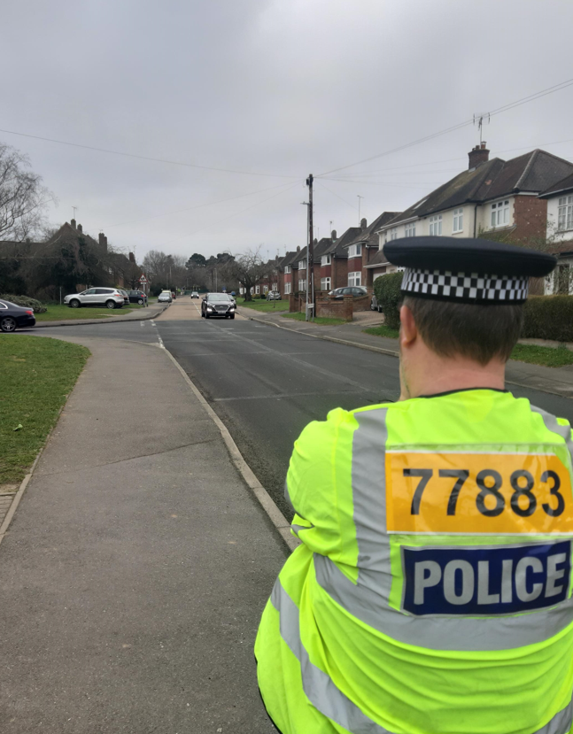 After several reports of speeding in the area, @EPChelmsford have been carrying out speed checks on Dorset Avenue, junction with Rothmans Avenue, Chelmsford. Please ensure that you stick to the speed limits and please drive safely. Thankyou! #SlowDownSaveLives #CrimePrevention