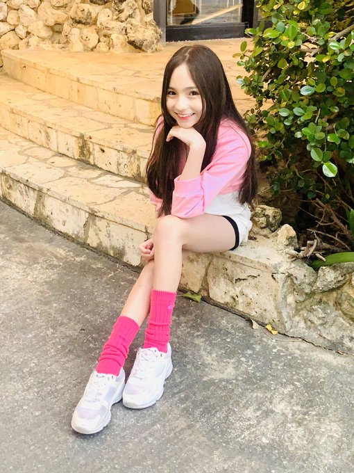 Twitterのコスプレ画像13