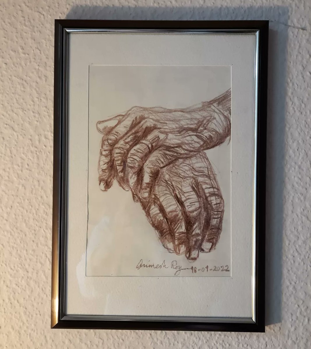 animeshroy's tweet photo. HandStudy18/01/2022
Colour Pencil on Paper
22.5x15.5cm|6.1 x8.86"
18 Jan 2022
(In Private collection)
#hand #handstudy #humanhand #draughtsman #colourpencildrawing #drawingchallenge #fineart #artist #drawings #art #fingers #oldage #workinghand #anatomy #oldage #ArtistOnTwitter https://t.co/kd5eGBgRWM