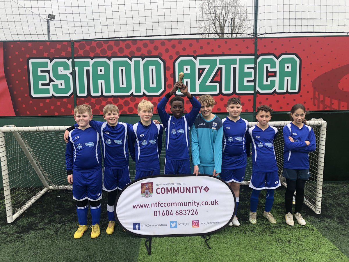 Utilita EFL Kids Cup Winners 2023🏆

After a close tournament <a href="/Abbey_CofE/">Abbey CofE Academy</a> came away with the trophy beating Gayton Primary School in the final👏🏻

A huge thank you to every school involved there was some great football on show! 

Onto the next round👊🏻
@EFLTrust <a href="/UtilitaFootball/">Utilita Football</a>