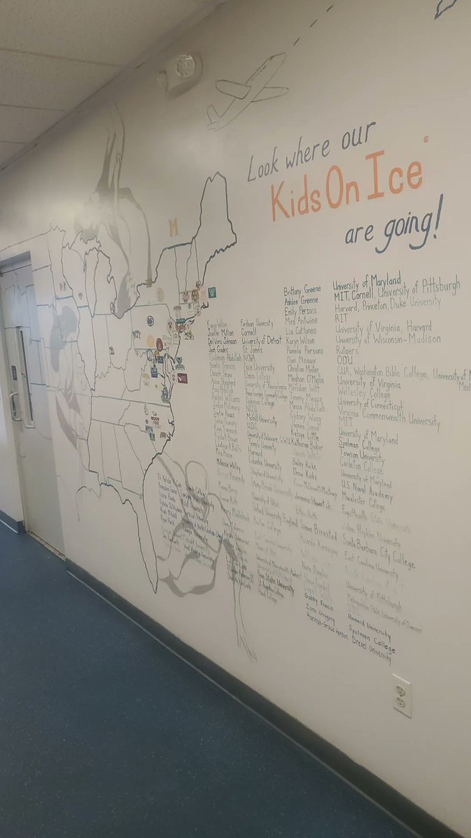CRHRHockey's tweet photo. • Favorite wall
• Iconic rink bleachers with in your face pillars that go waaaay back 
• Spent a few birthdays in that party room
• The locker room walk that used to be two locker rooms
• The crowd

@FriendsofFDIA - it will return fresh and new https://t.co/TlRFSjjzxZ
