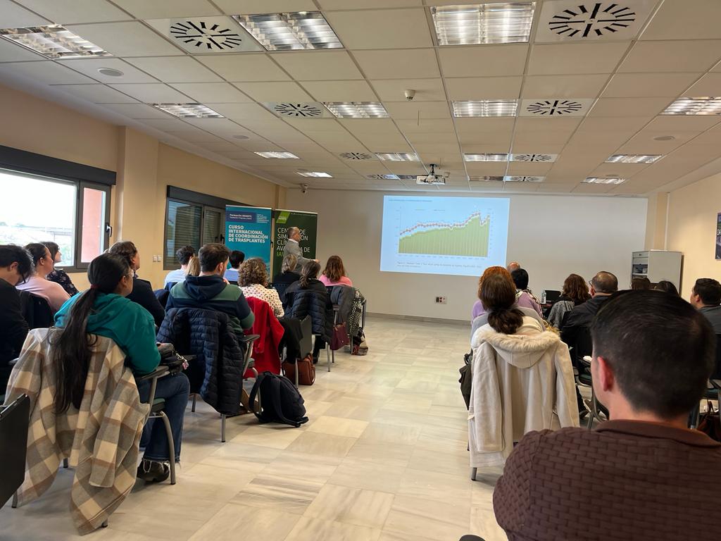 Se está desarrollando la XVII edición del Curso Internacional de Coordinación de Trasplantes en <a href="/IAVANTE_FPS/">IAVANTE FPS</a> bajo la dirección de <a href="/jmpv68/">jm perez villares</a> 

Grandes docentes y magníficos alumnos 👏👏👏

<a href="/ONT_esp/">Organización Nacional de Trasplantes</a> <a href="/saludand/">Consejería de Sanidad, Presidencia y Emergencias</a>