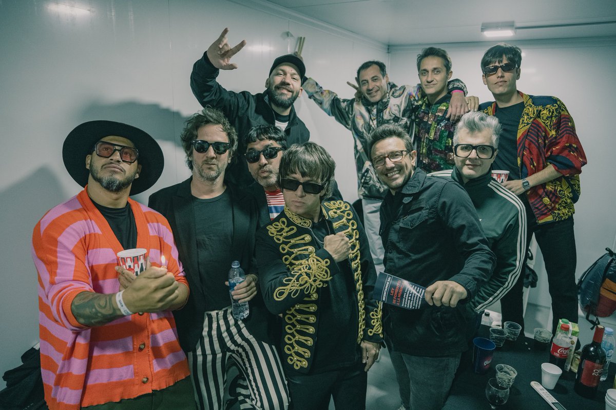 No Te Va Gustar (@ntvgoficial) on Twitter photo Todo tranqui en el <a href="/Cosquin_Rock/">Cosquín Rock</a> 🤘 Hola amigos <a href="/turfoficial/">Turf Oficial</a> 🫶 La rompieron!
📸 <a href="/agustindusserre/">Agustín R. Dusserre</a> Todo tranqui en el <a href="/Cosquin_Rock/">Cosquín Rock</a> 🤘 Hola amigos <a href="/turfoficial/">Turf Oficial</a> 🫶 La rompieron!
📸 <a href="/agustindusserre/">Agustín R. Dusserre</a>