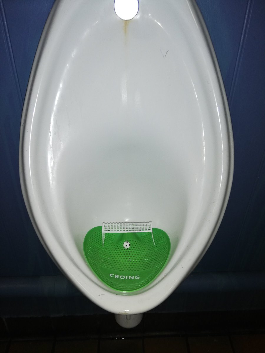 jon_redpath's tweet image. Hmmm Zico curler or full on Jonny Metgod.