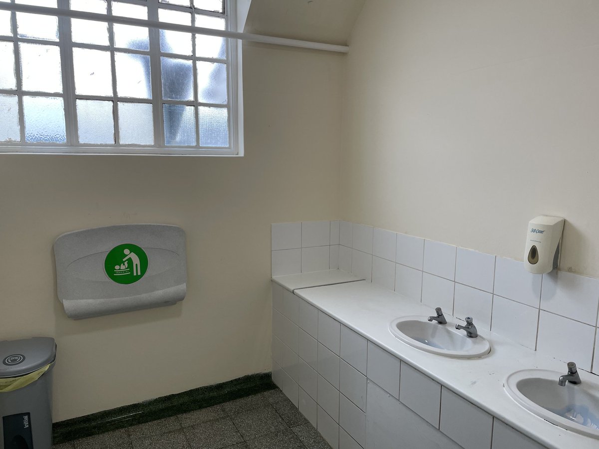 DannyWa79240359's tweet photo. Great job completed by Supervisor Steve and his PoPs on the ladies toilets at Minnis Bay! @KSSPS_CP https://t.co/OhpttXbH7Z
