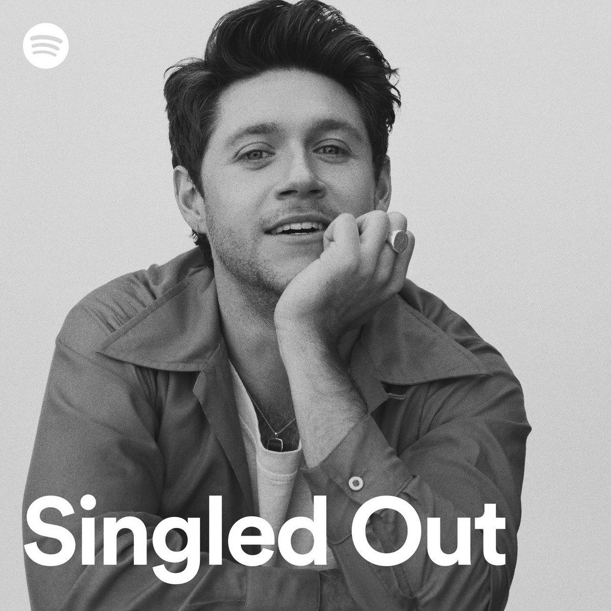 NiallOfficial's tweet photo. Thank you @Spotify ❤️ Keep streaming “Heaven” people ! https://t.co/rJK9YHueuz https://t.co/5N3i27fXPn