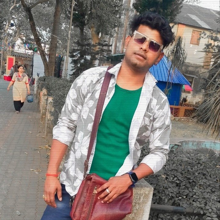 NeelSaha18's tweet photo. #NewProfilePic https://t.co/tnOcdfhip6