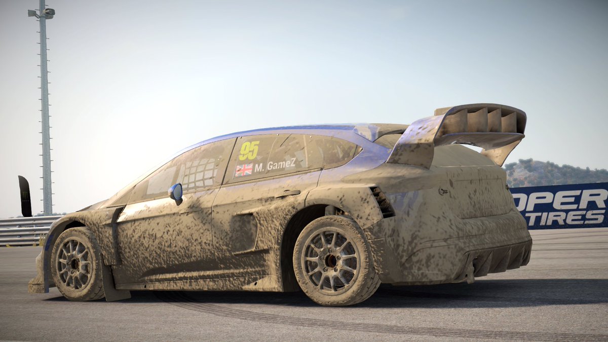 DaSmolBeanie's tweet photo. @ForzaHorizon If it's offroad focused, I hope the amount of dirt that can accumulate is turned up (like how it is in DiRT 4), especially for the taller vehicles https://t.co/ubQirydPjS