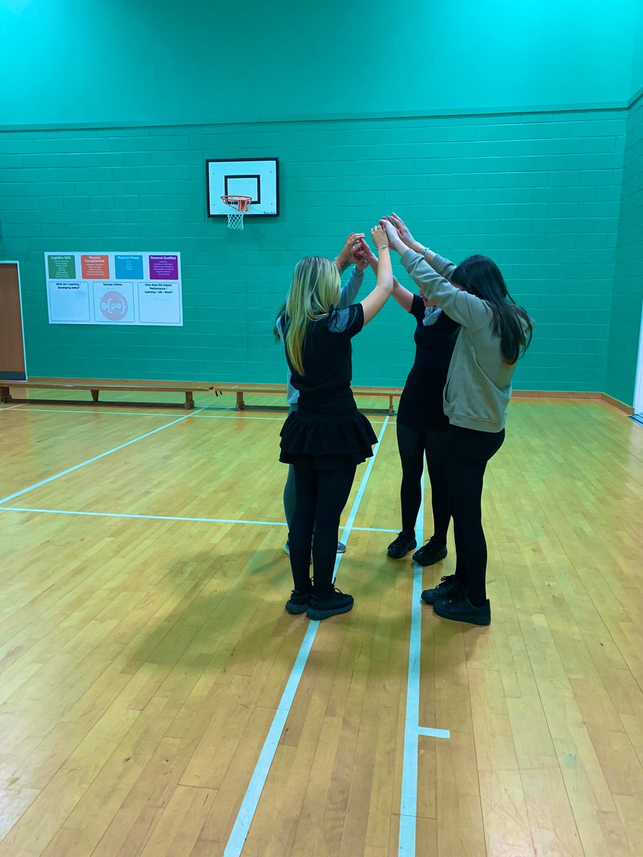 Mrs Hamilton tweet media