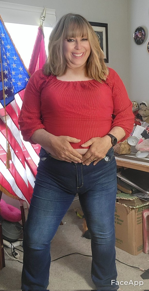 VickieLynn355's tweet photo. The life of a #crossdresser can be limited
#crossdressing is a passion to be as #feminine as one can attract others
My main purpose when I #crossdress is to be one of the girls
Be they #bi #polyamore or #lesbian I just love the #female form & hope they feel attracted to me💝💖 https://t.co/DAefTitvJw