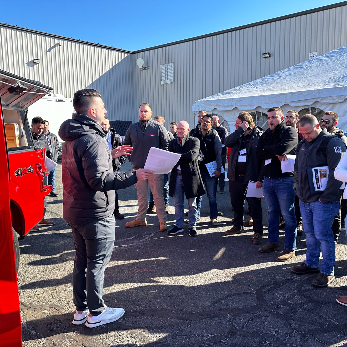 FastenMasterPro's tweet photo. Last week we held our annual #FastenMaster National Sales Meeting here in Agawam, MA, with our goal to #LevelUp our team, so we can better serve you and your business!
#PRODriven #FastenMasterPRO #BuildBetter https://t.co/owTCSP2ePL