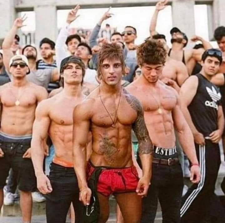 PoV: youre at an illenium headline show