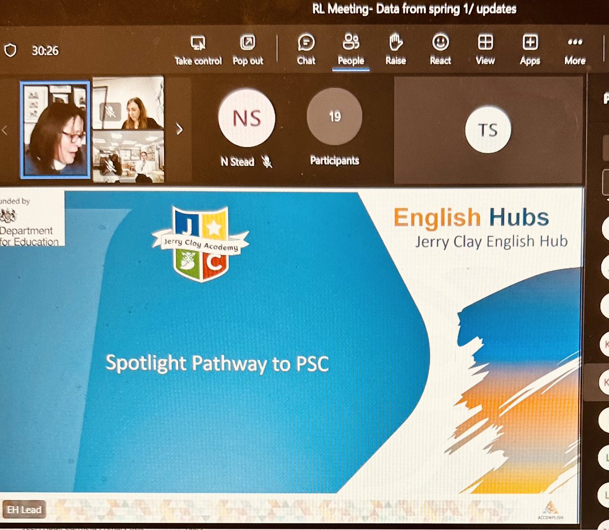 JCEnglishHub's tweet image. Great to work with our partner schools this evening #AcceleratingProgress #Phonics @L_Charle5worth