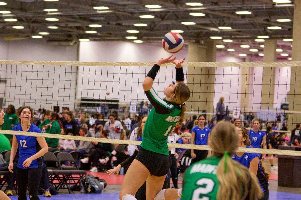 trinity_richey's tweet photo. Finished 3rd. We aren't satisfied. Love my team.
#madfrogvolleyball #2025setter #setter #settersdoitbetter #volleyball #volleyballgirls #vballrecruit2025 #coachsamwol23 #maxprepsvolleyball #prepdigtx #UANEXT @VBallrecruiter @coachsamwol23 @vballphil @Jennabanz @MADFROGVBALL https://t.co/yH0WpraKix
