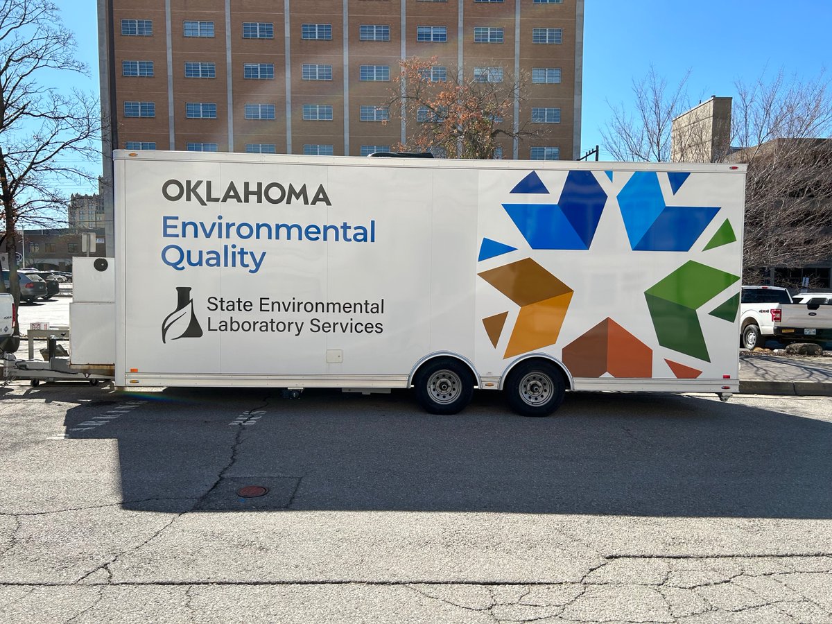 OklahomaDEQ's tweet photo. Check out our #MobileLaboratory! In 2022, we purchased this lab using federal grant funding. It provides enhanced field testing capabilities, regional #EmergencyResponse testing, lead testing in #Schools, scientific outreach & more! #Oklahoma #Environment #Science https://t.co/Pybhz4SU84