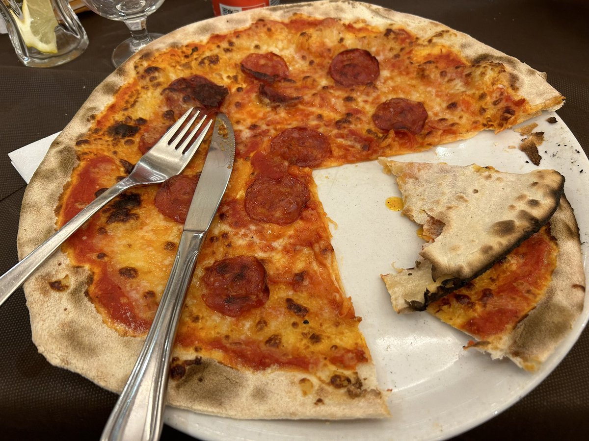 SkiWoodrush's tweet photo. Pizza night! 🍕 https://t.co/J6FKuA5egv
