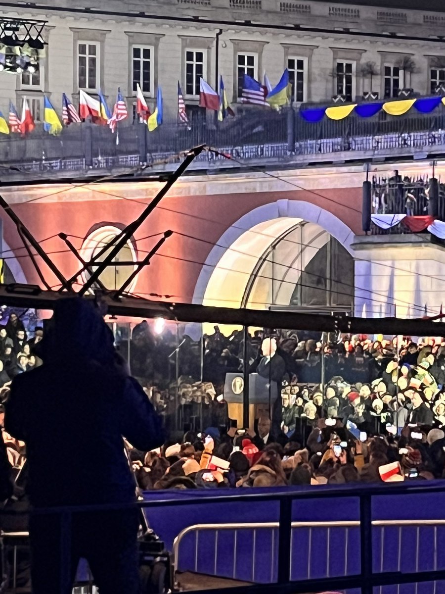 BartKubiak's tweet photo. @POTUS in #Warsaw today: “Appetites of autocrats cannot be appeased, they must be opposed.” https://t.co/Ph1M4ljgrh
