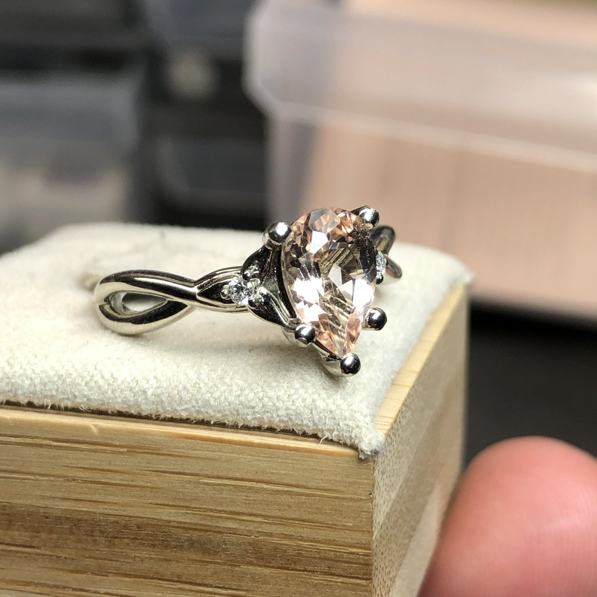 LukeyLux // Customs Open 🍉 tweet media