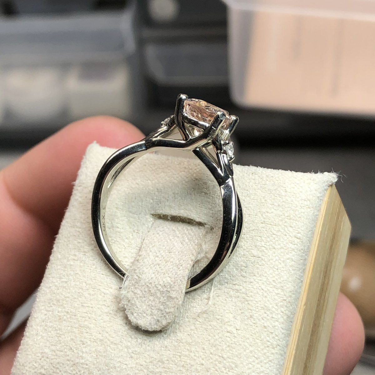 LukeyLux // Customs Open 🍉 tweet media