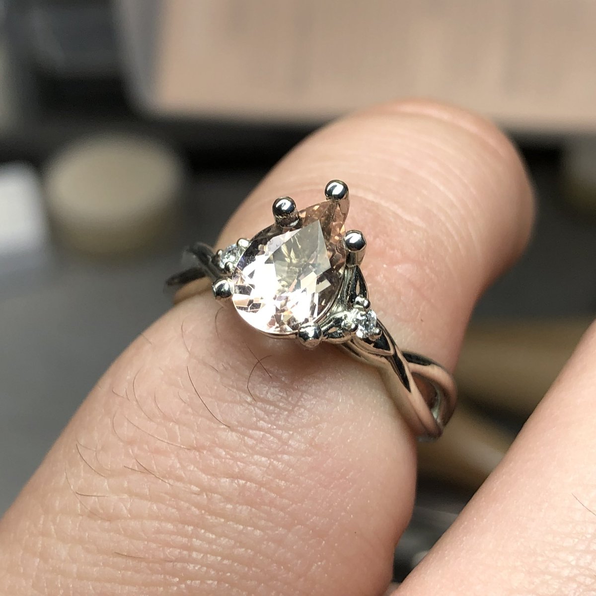 LukeyLux // Customs Open 🍉 tweet media