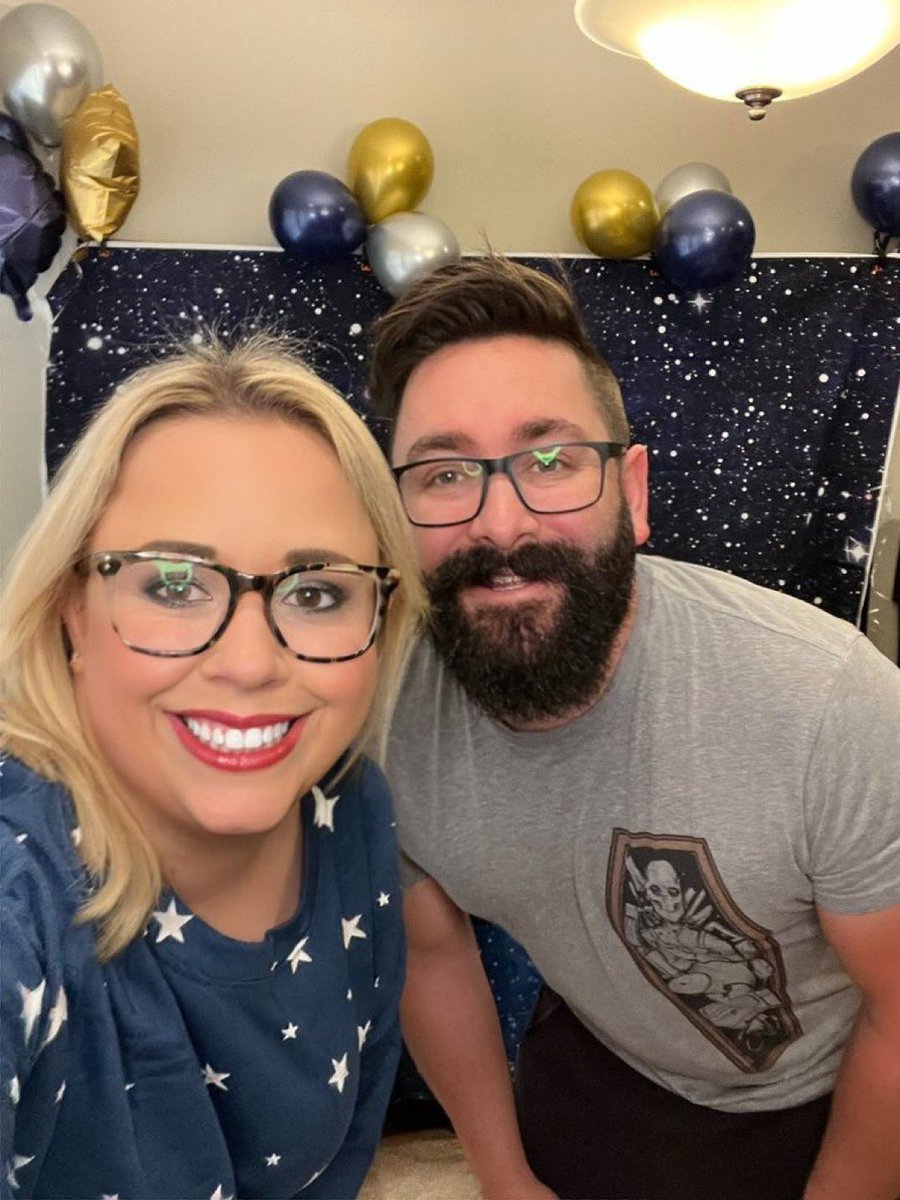 Ding_Gorgeous's tweet image. Hi @taylorswift13 @taylornation13, any chance you can help me switch my 7/8 tickets in KC for accessible tickets? I feel very lucky to be able to have tickets to a show but with my ankylosing spondylitis &amp;amp; the mobility issues it causes, there’s really no way I can make it to the…