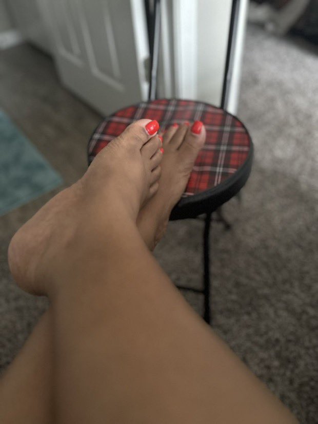Loveli1Gorgeous's tweet photo. When she crosses!!!
@RNicole86  😍😍😍😍🔥🔥🔥🔥💅🏿👣💅🏿👣👌🏿👍🏿❤️❤️😈😈😈 https://t.co/kaFi3kVqwt