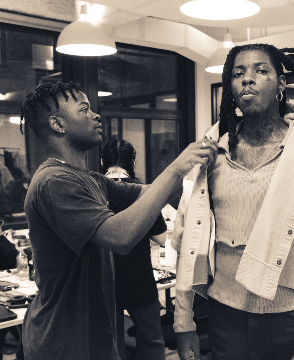feek___'s tweet photo. Fitting Sahbabii for HOS 🦑 https://t.co/MN4stx8Iu6