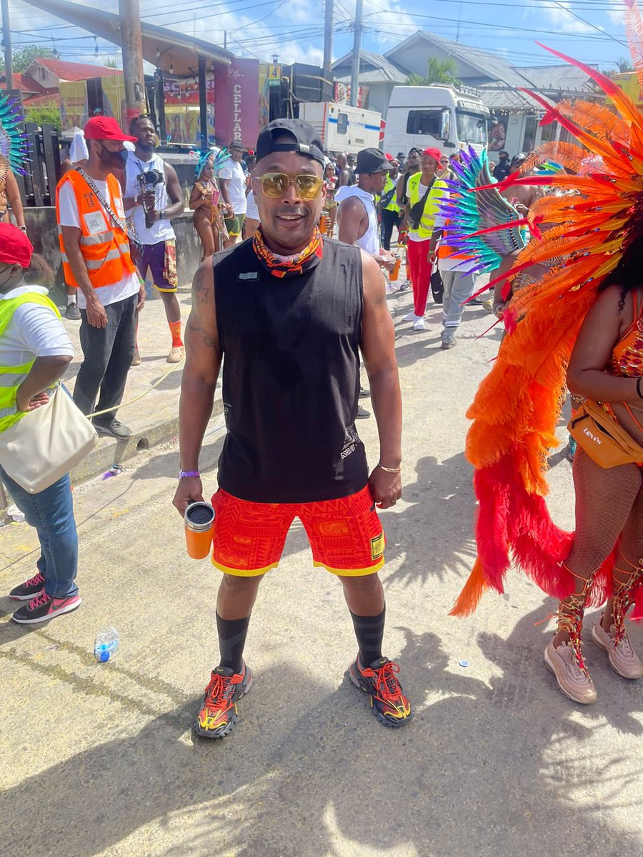 shalmarshall's tweet photo. T U E S D A Y
Going RIGHT DOWNβ¦ π₯π₯π₯π₯π₯
#CarnivalTribe
#ShellTheRoad
#Carnival23 https://t.co/dSs0Y8Jbgm