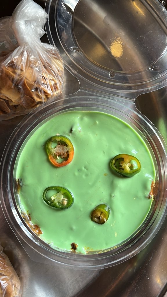grapes_leave's tweet photo. نكهات فتة ورق العنب الجديدة🍕🌶🍇🧡 https://t.co/pb8ITQ7bKW