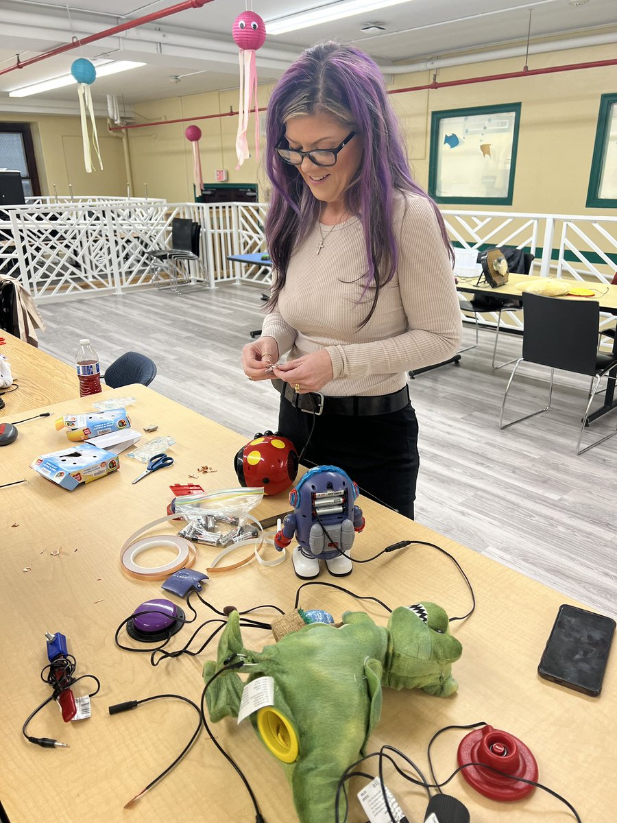 LLLampert's tweet photo. The Assistive Technology Working Group. We learned, collaborated, and built assistive devices for people with fine motor difficulties. This session working session was in preparation for a statewide workshop that we will lead at the ISET Conference next month. https://t.co/KLDAu5J7Jr