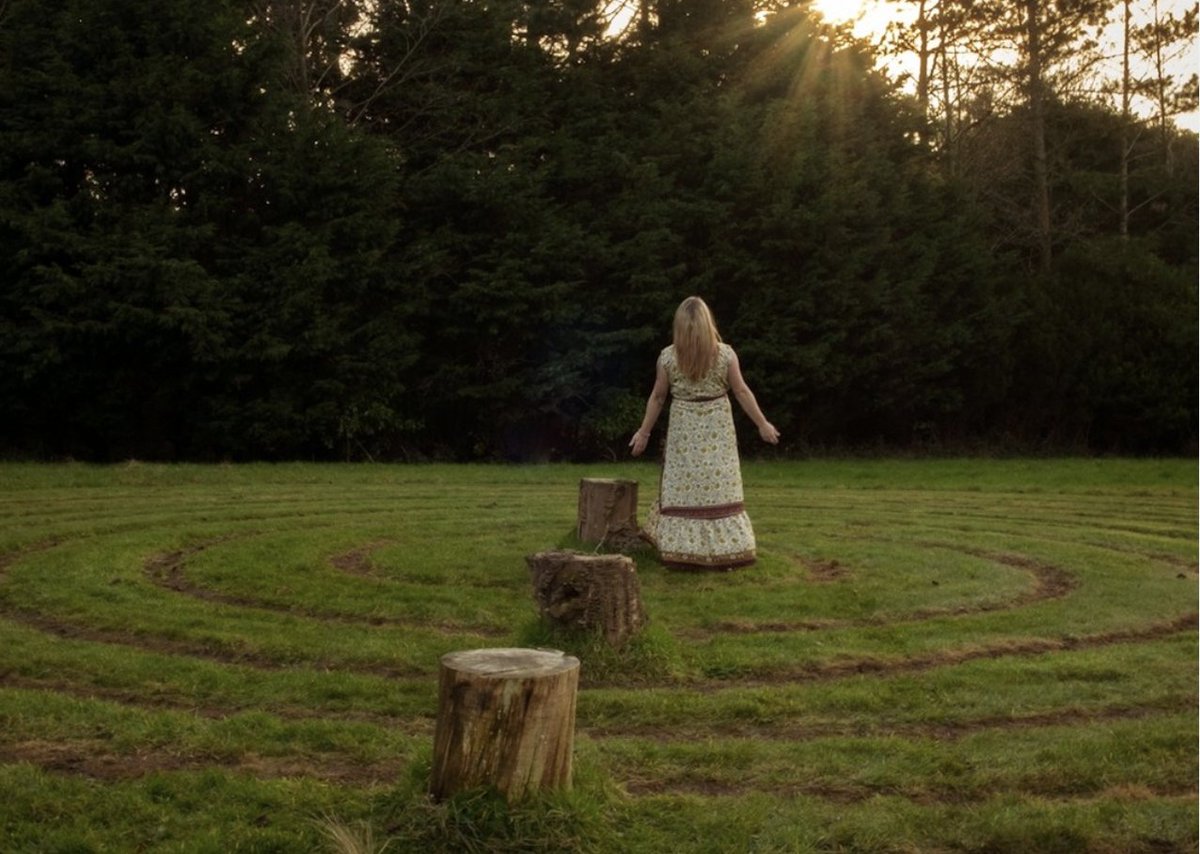 trudlenoodle's tweet photo. When we heal ourselves, we heal generations of ancestors and give peace to their stories. We re-invent the wheel and weave a new story for our sisters. https://t.co/J0AS3neGmf