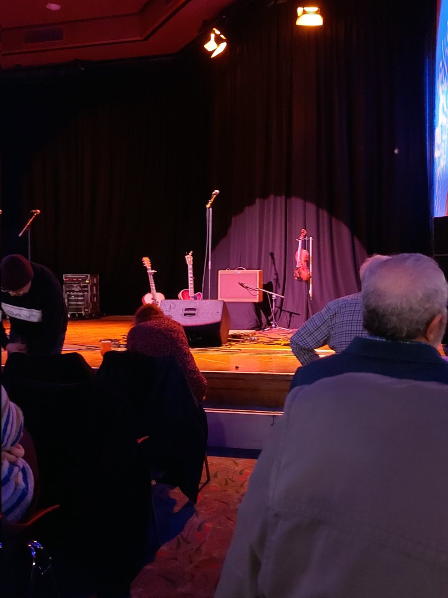 Looking forward to seeing <a href="/boden_jon/">Jon Boden</a> this evening!  😄🎵