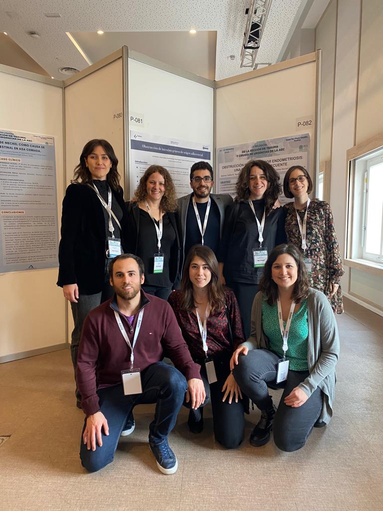 CiruUrgDonosti's tweet photo. Dos días intensos de charlas llenas de novedades, controversias, casos clínicos y nuevos enfoques entorno a la cirugía de urgencia y trauma, de la mano no solo de los referentes  en nuestro área sino también contando ciruj@nos jóvenes y residentes #rnurgenciasaec2023 @StcuaeC https://t.co/0mYxGv96Uv