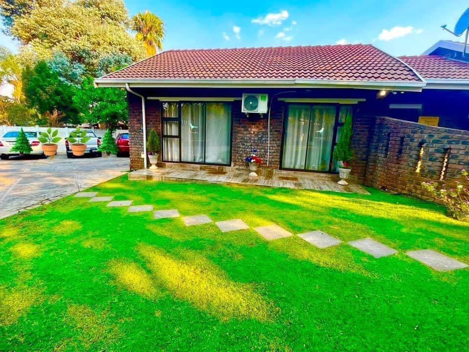 THIS IS ALEX MOTSEOAKGOSI.💯

Alex was born and bred in Itsoseng Township, near Lichtenburg but now is living in Rustenburg.             

He is the owner of “Swane’s Guesthouse” which he started in 2017 and is situated at 04 Wild Sage Avenue,Geelhout Park ext 4 in Rustenburg.