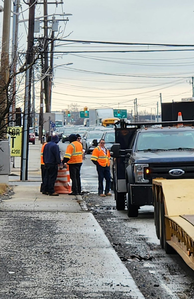 JohnLukeNYC's tweet photo. Hey @NassauCountyTMC Thanks For The #HalfHour #TrafficJam On Rockaway Turnpike To Go Half A Mile . Closing 2 Lanes &amp; Doing What? Standing Around? PotHoles? During Morning Traffic Too? https://t.co/Ryu7rMnlxB